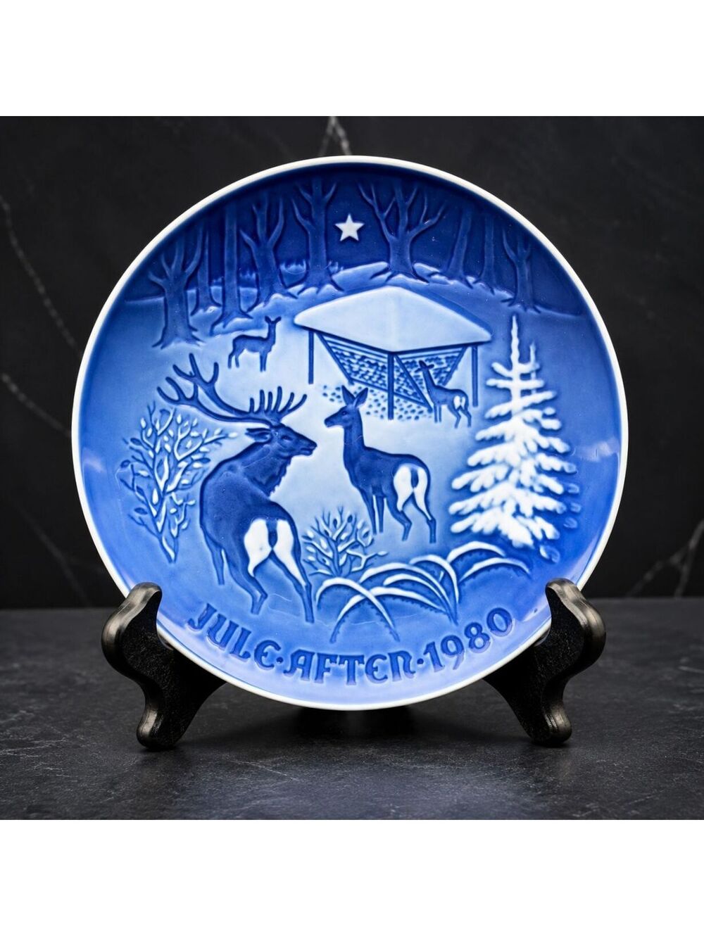 Vintage B&G Copenhagen 1980 Christmas in the Woods Blue Porcelain Plate 7"